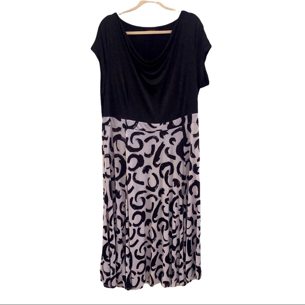 Reborn Draped Scoop Neck Maxi Dress Black White Size 2X